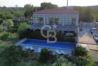 İZMİR SEFERİHİSAR SIĞACIK'TA  SATILIK 10 ODALI GLAMPİNG TESİSİ