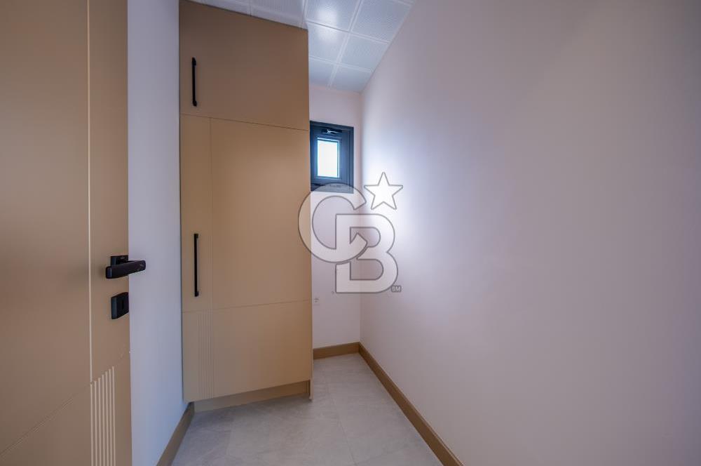 ÇEŞMEALTI DENİZLİ MAHALLESİ’NDE LÜKS DETAYLARLA DONATILMIŞ 4+1 MÜSTAKİL VİLLA