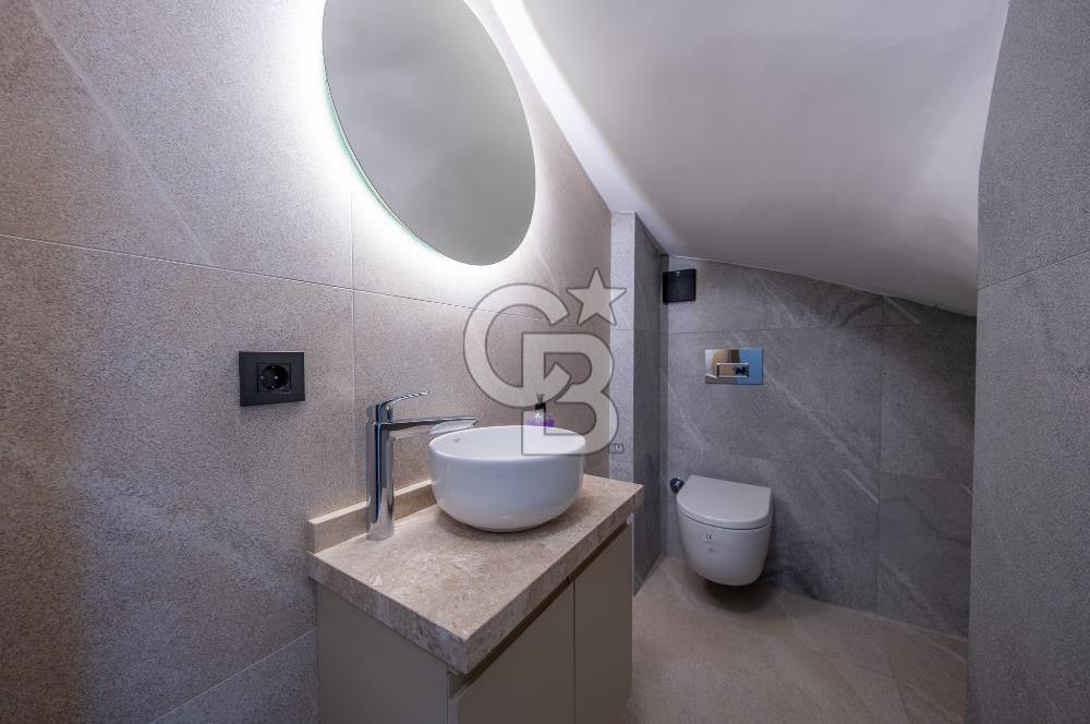 ÇEŞMEALTI DENİZLİ MAHALLESİ’NDE LÜKS DETAYLARLA DONATILMIŞ 4+1 MÜSTAKİL VİLLA