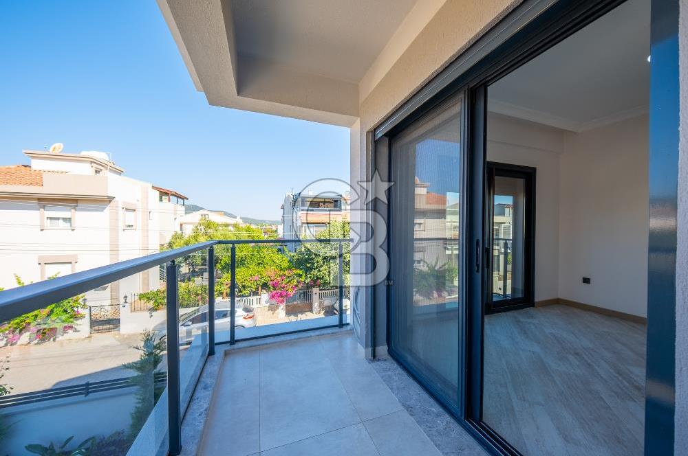 ÇEŞMEALTI DENİZLİ MAHALLESİ’NDE LÜKS DETAYLARLA DONATILMIŞ 4+1 MÜSTAKİL VİLLA