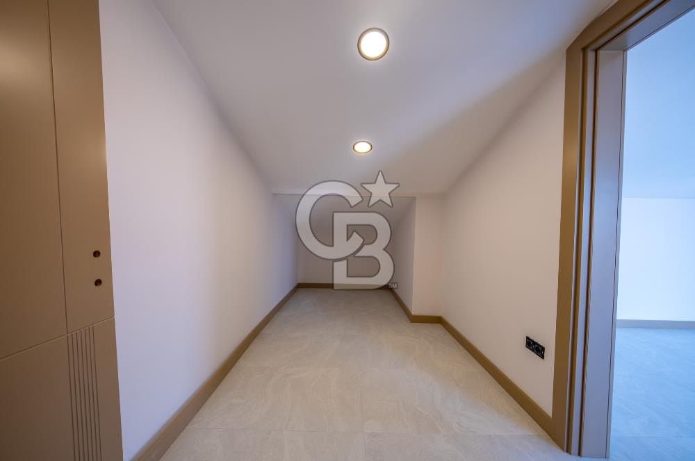 ÇEŞMEALTI DENİZLİ MAHALLESİ’NDE LÜKS DETAYLARLA DONATILMIŞ 4+1 MÜSTAKİL VİLLA
