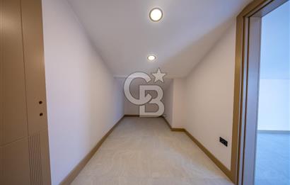 ÇEŞMEALTI DENİZLİ MAHALLESİ’NDE LÜKS DETAYLARLA DONATILMIŞ 4+1 MÜSTAKİL VİLLA