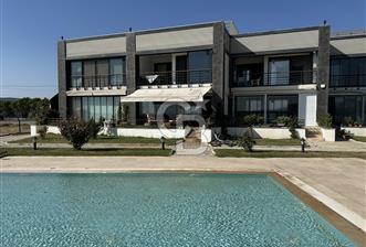 PORTO MARE 4 TE BOĞAZA SIFIR HAVUZ MANZARALI BAHÇELİ SATILIK 2+1