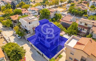 ÇEŞMEALTI DENİZLİ MAHALLESİ’NDE LÜKS DETAYLARLA DONATILMIŞ 4+1 MÜSTAKİL VİLLA