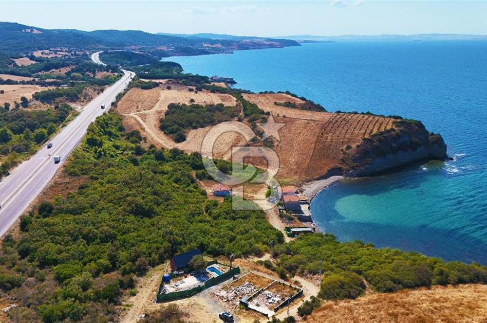 Lapseki Gürecide Boğaz Manzaralı Yatırımlık Tarla 188 m²
