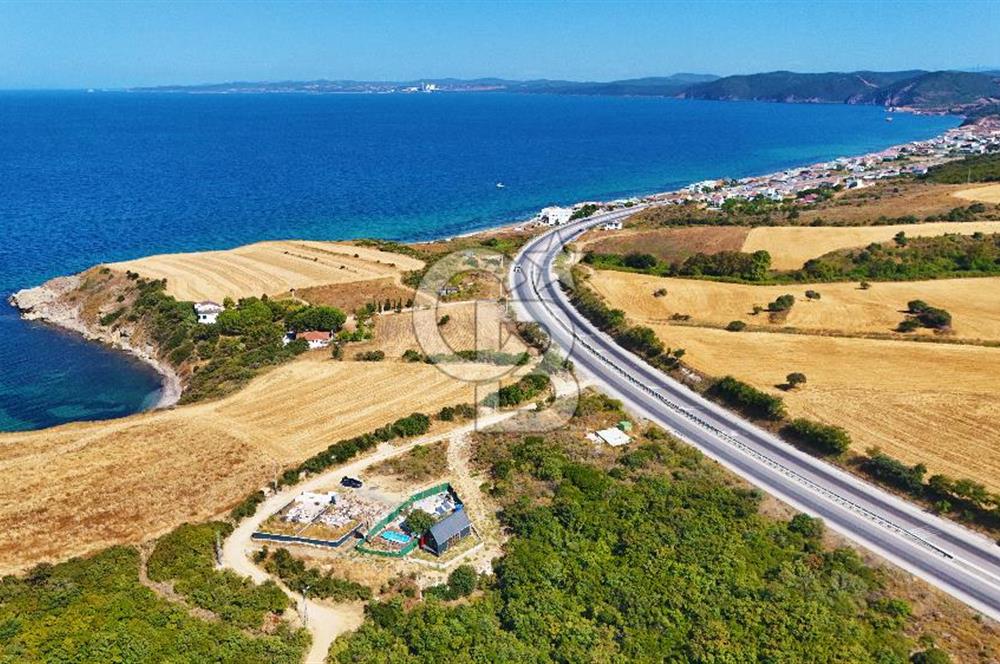 Lapseki Gürecide Boğaz Manzaralı Yatırımlık Tarla 188 m²