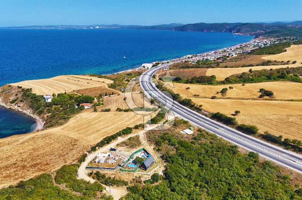 Lapseki Gürecide Boğaz Manzaralı Yatırımlık Tarla 188 m²