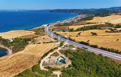 Lapseki Gürecide Boğaz Manzaralı Yatırımlık Tarla 188 m²