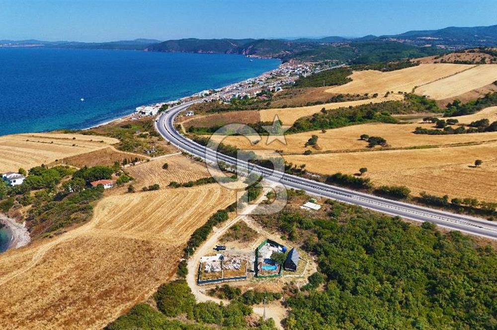 Lapseki Gürecide Boğaz Manzaralı Yatırımlık Tarla 188 m²