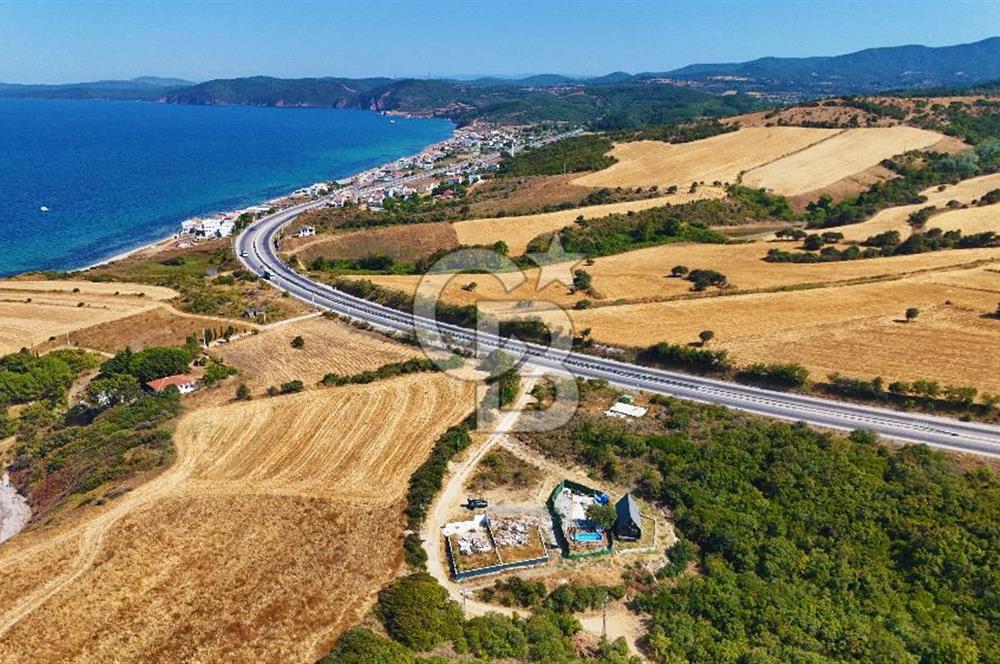 Lapseki Gürecide Boğaz Manzaralı Yatırımlık Tarla 188 m²