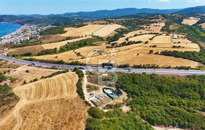 Lapseki Gürecide Boğaz Manzaralı Yatırımlık Tarla 188 m²