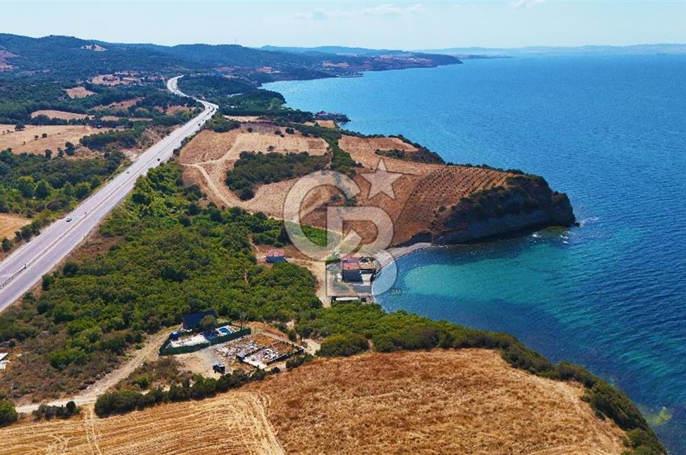 Lapseki Gürecide Boğaz Manzaralı Yatırımlık Tarla 188 m²
