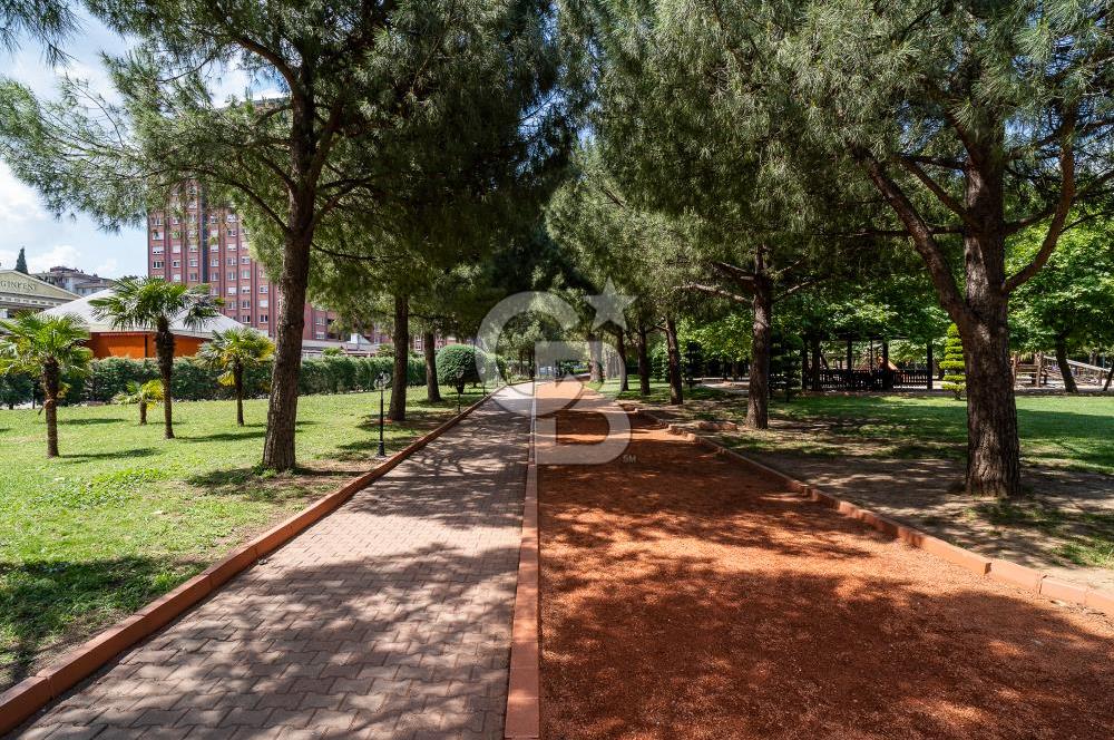 BURSA'NIN GÖZDE SİTESİ SAYGINKENT TE SATILIK 4+1 DAİRE