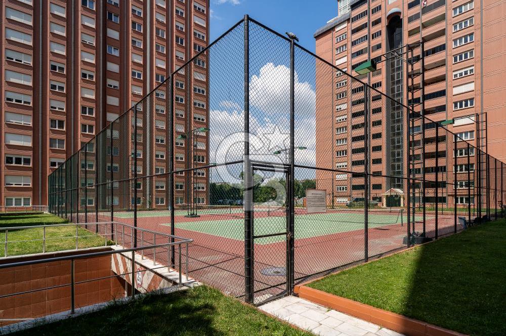 BURSA'NIN GÖZDE SİTESİ SAYGINKENT TE SATILIK 4+1 DAİRE