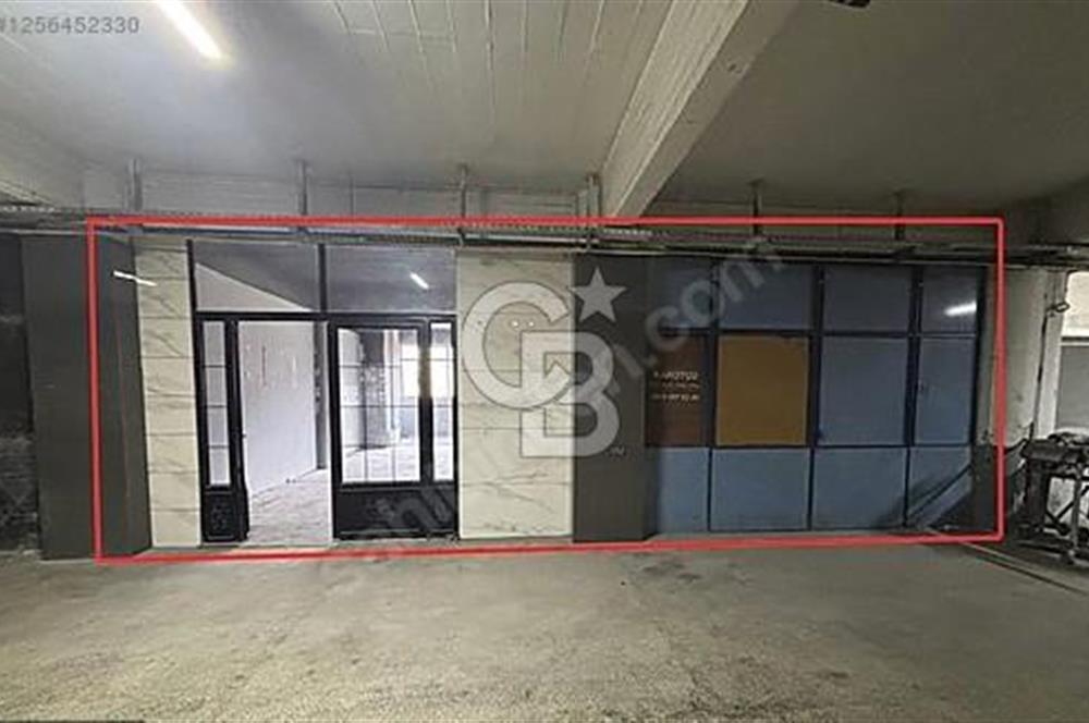 Sefaköy Beşyolda 136 m² Kiralık Dükkan Yüksek Tavan
