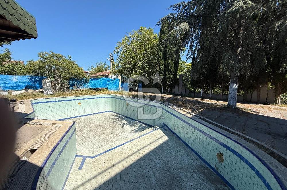 Anayola cephe -- İŞYERİ -- Kiralık villa