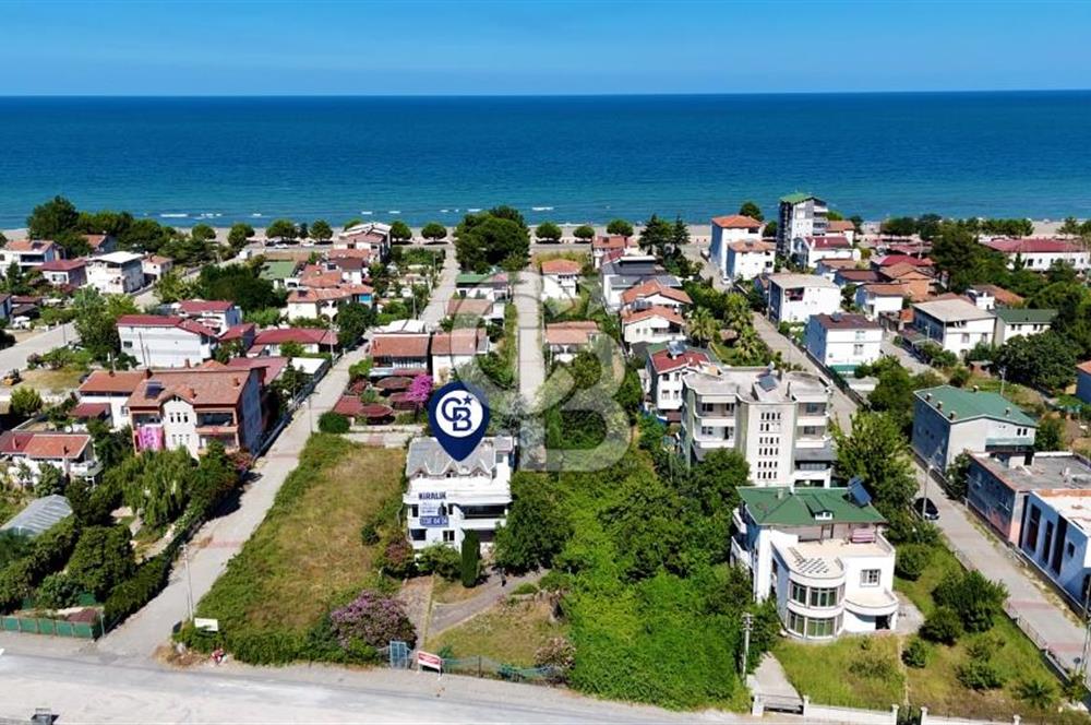 Anayola cephe -- İŞYERİ -- Kiralık villa