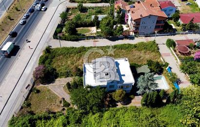 Anayola cephe -- İŞYERİ -- Kiralık villa