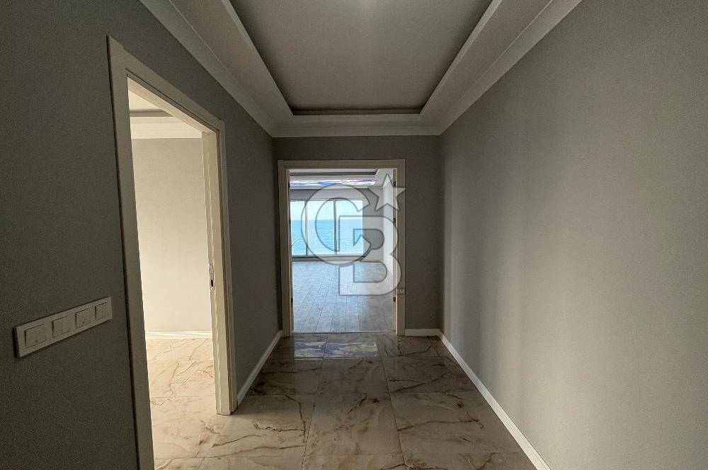 YALINCAK'TA KESİNTİSİZ DENİZ MANZARALI SATILIK 3+1 DAİRE