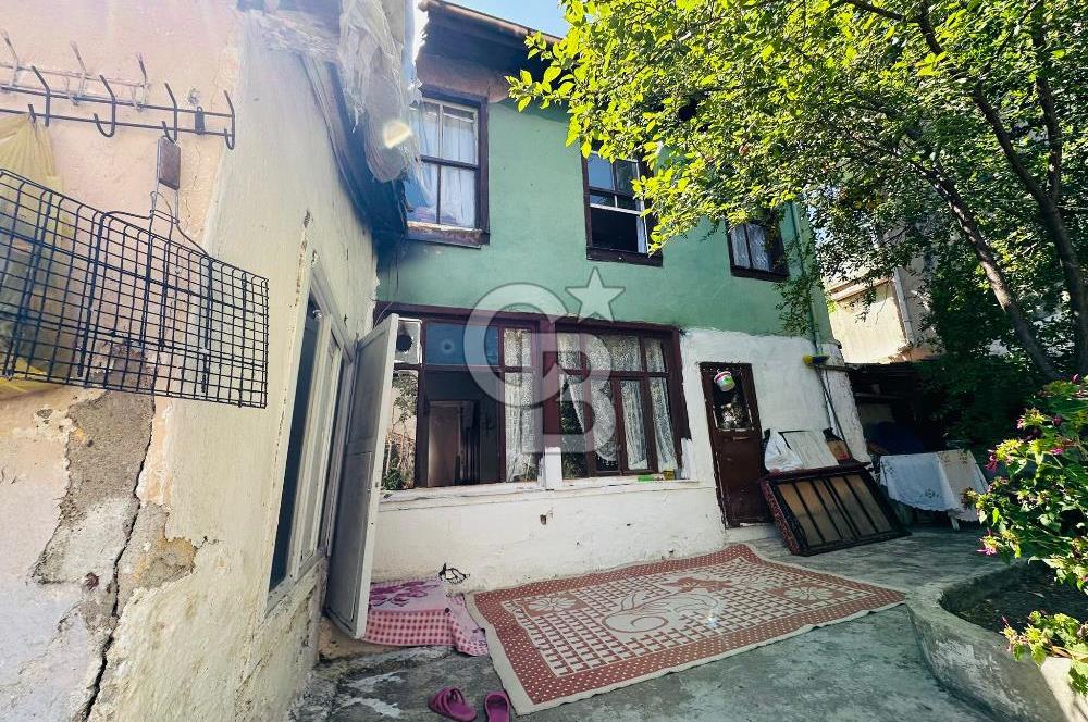 Bursa Osmangazi Tophanede Satılık Bahçeli Müstakil Ev