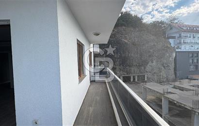 YALINCAK'TA KESİNTİSİZ DENİZ MANZARALI SATILIK 3+1 DAİRE