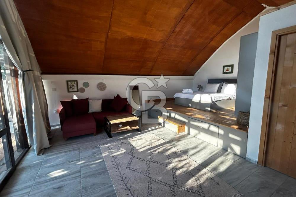 İZMİR SEFERİHİSAR SIĞACIK'TA  SATILIK 10 ODALI GLAMPİNG TESİSİ