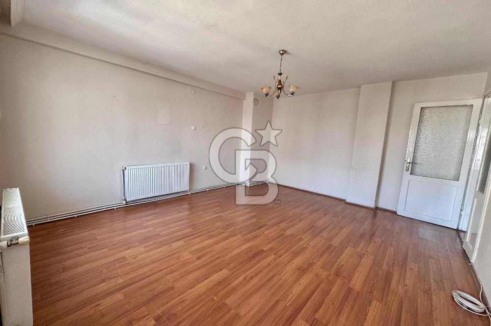 POLAT CADDESİ ÜZERİ DENİZ MANZARALI DOĞALGAZLI KİRALIK 3+1 DAİRE