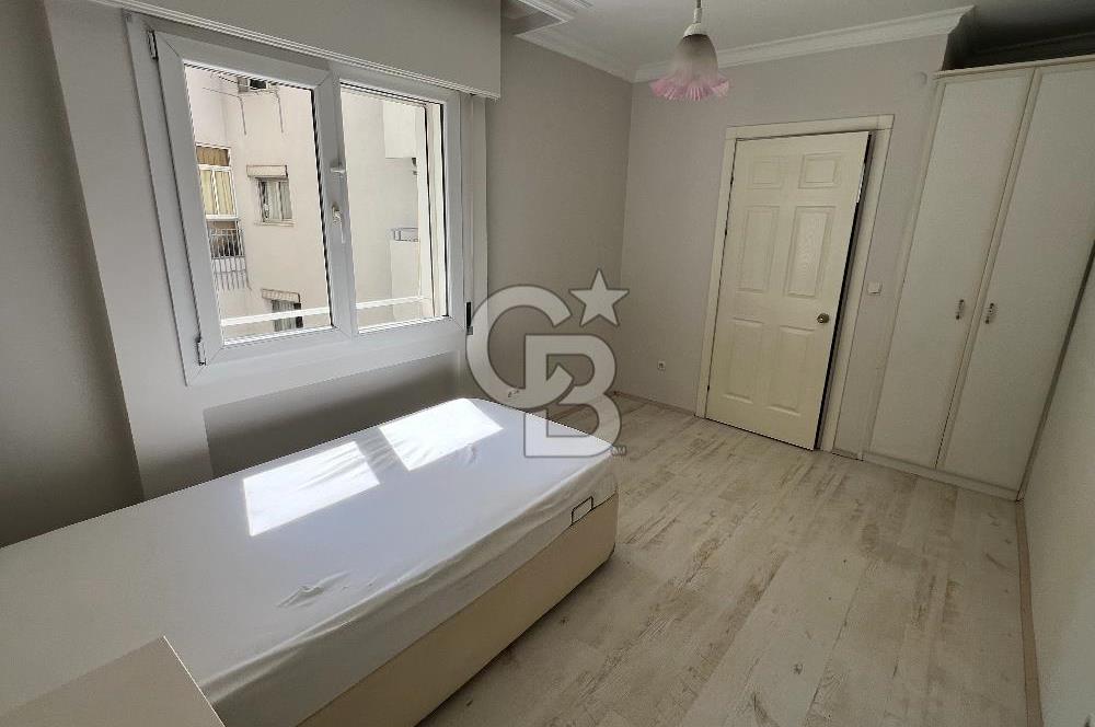 Alsancak Şair Eşref Bulvarı Üzerinde Eşyalı Kiralık 2+1 Daire