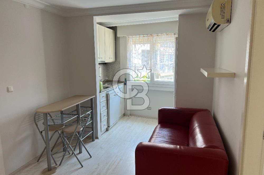 Alsancak Şair Eşref Bulvarı Üzerinde Eşyalı Kiralık 2+1 Daire