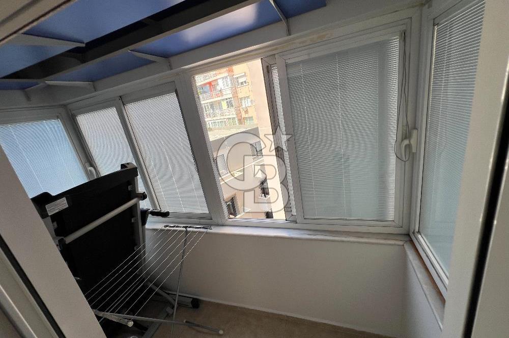 Alsancak Şair Eşref Bulvarı Üzerinde Eşyalı Kiralık 2+1 Daire