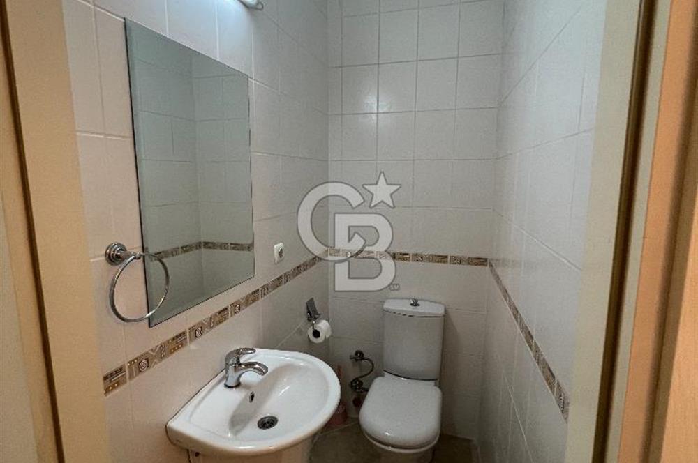 Alsancak Şair Eşref Bulvarı Üzerinde Eşyalı Kiralık 2+1 Daire