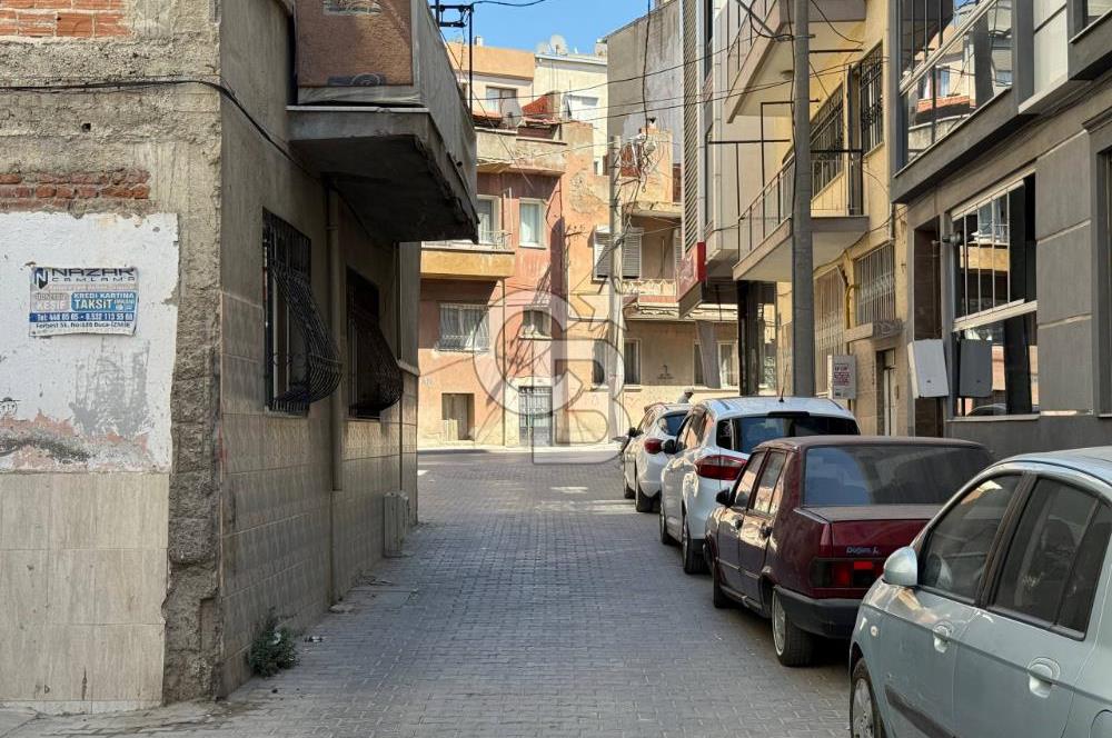 BUCA KOZAĞAÇ MAHALLESİ'NDE SATILIK 2+1 EŞYALI DAİRE