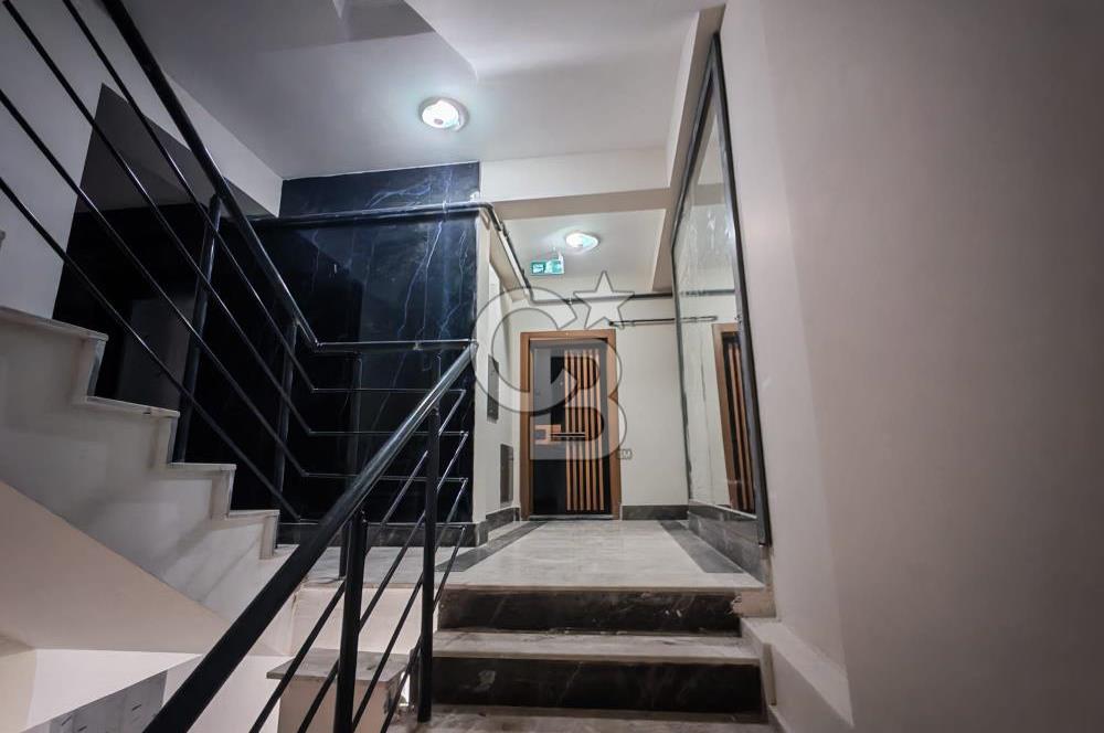 Katip Çelebi Üni. Yakını Site İçerisinde Havuzlu Kiralık 1+1