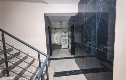 Katip Çelebi Üni. Yakını Site İçerisinde Havuzlu Kiralık 1+1