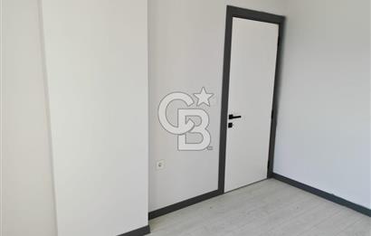 Katip Çelebi Üni. Yakını Site İçerisinde Havuzlu Kiralık 1+1