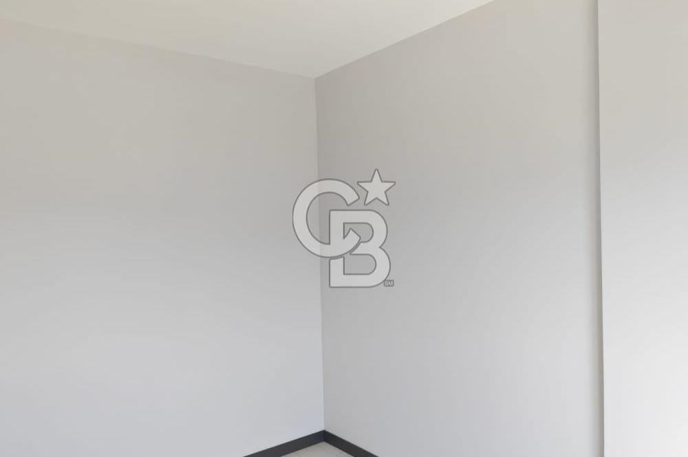 Katip Çelebi Üni. Yakını Site İçerisinde Havuzlu Kiralık 1+1