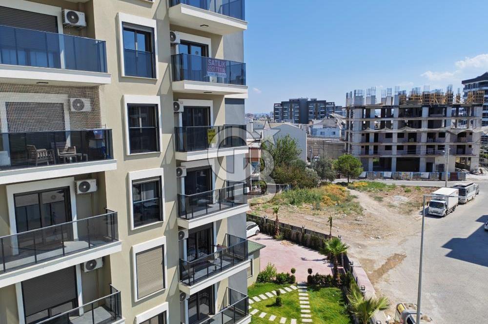 Katip Çelebi Üni. Yakını Site İçerisinde Havuzlu Kiralık 1+1