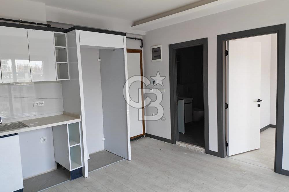 Katip Çelebi Üni. Yakını Site İçerisinde Havuzlu Kiralık 1+1