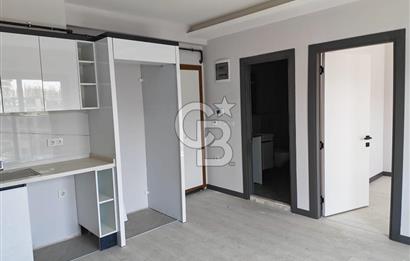 Katip Çelebi Üni. Yakını Site İçerisinde Havuzlu Kiralık 1+1