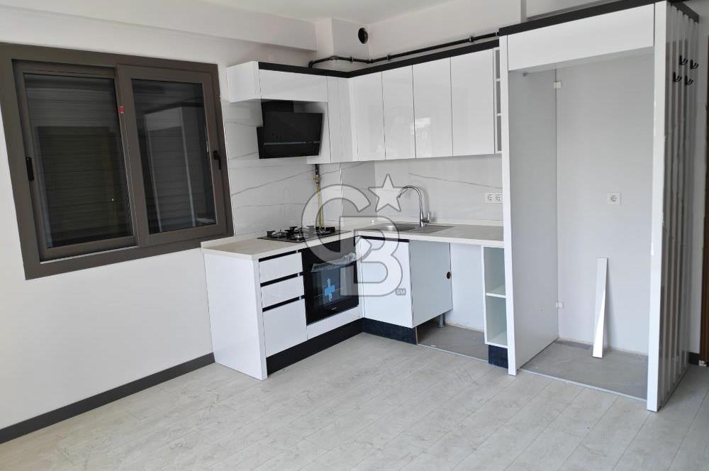 Katip Çelebi Üni. Yakını Site İçerisinde Havuzlu Kiralık 1+1