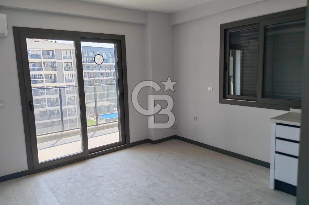 Katip Çelebi Üni. Yakını Site İçerisinde Havuzlu Kiralık 1+1