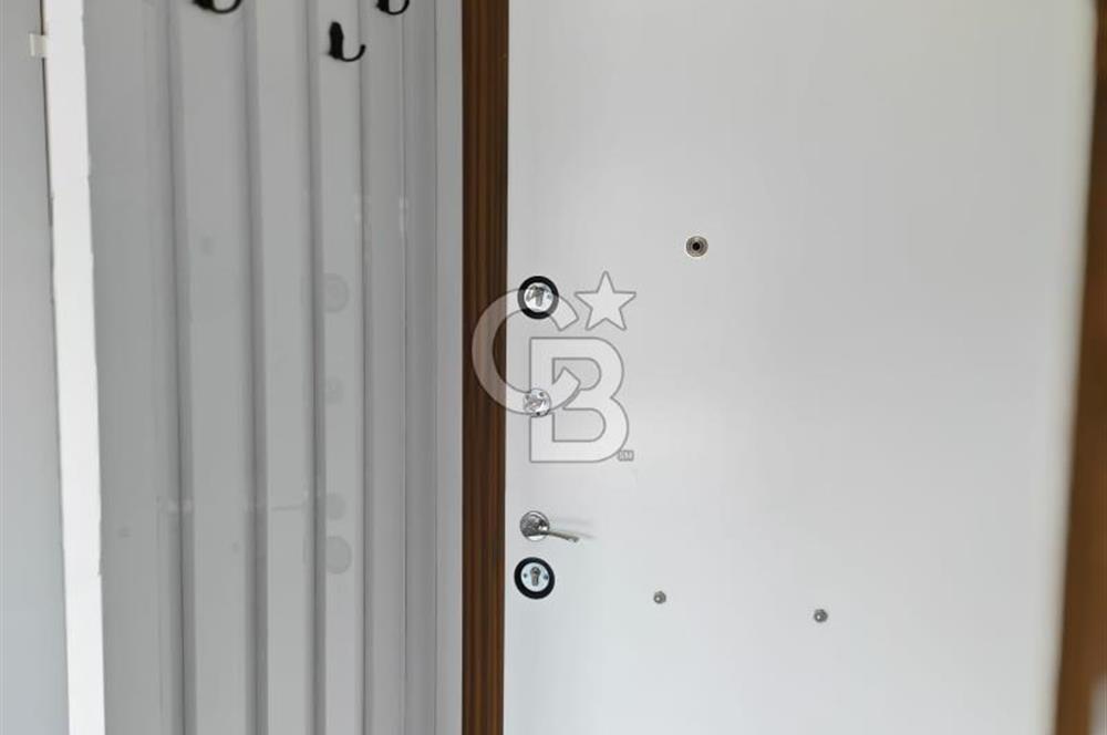 Katip Çelebi Üni. Yakını Site İçerisinde Havuzlu Kiralık 1+1