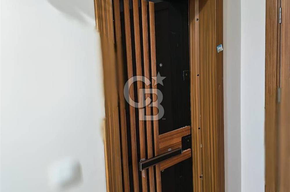 Katip Çelebi Üni. Yakını Site İçerisinde Havuzlu Kiralık 1+1
