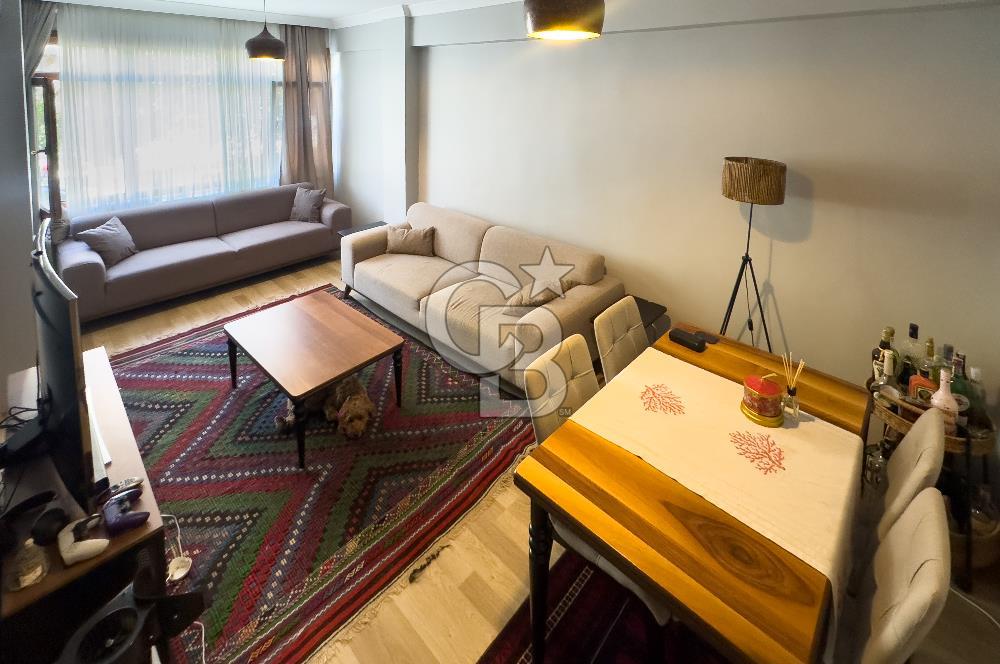 ALTINTEPE'DE CADDE CEPHELİ YENİLENMİŞ 2+1 SATILIK DAİRE
