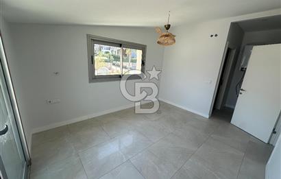Güzelbahçe Kahramanderede Satılık Çatı Dubleks Daire