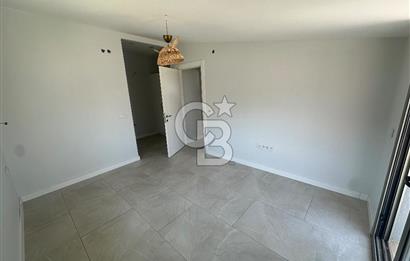 Güzelbahçe Kahramanderede Satılık Çatı Dubleks Daire