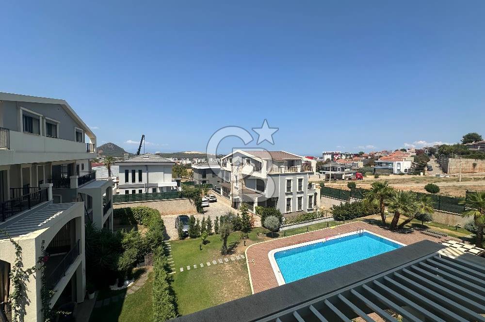 Güzelbahçe Kahramanderede Satılık Çatı Dubleks Daire