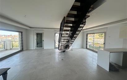 Güzelbahçe Kahramanderede Satılık Çatı Dubleks Daire