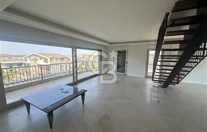 Güzelbahçe Kahramanderede Satılık Çatı Dubleks Daire