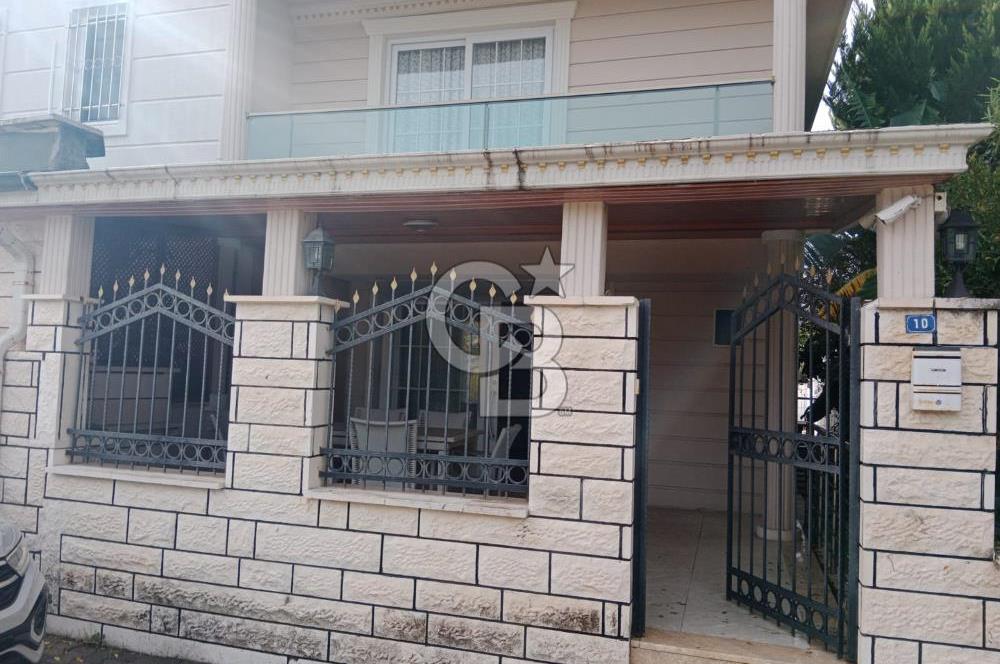 KEMER SAHİL YOLUNDA SATILIK DUBLEKS DAİRE